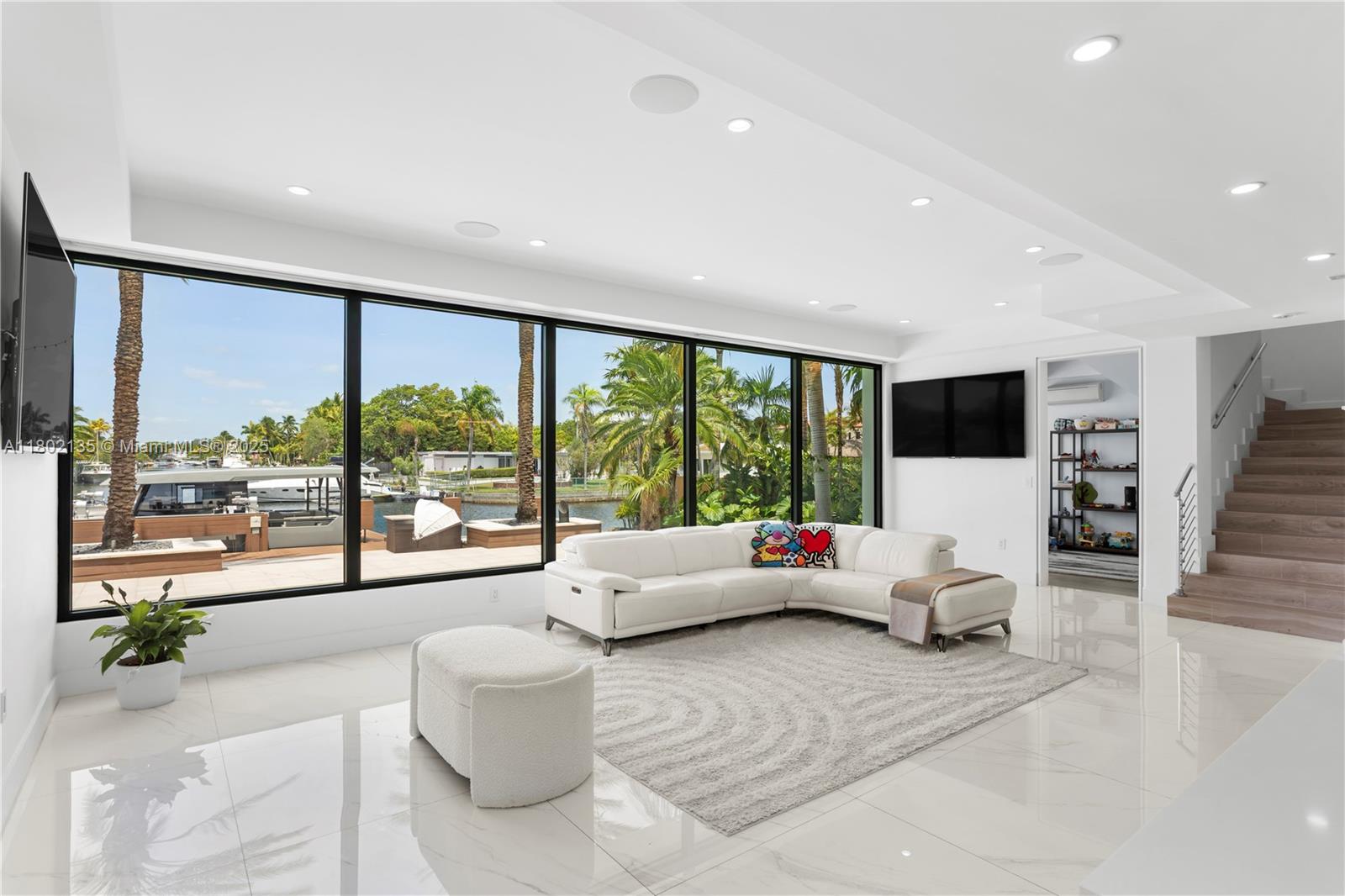 CORONADO HARBOR - Residential