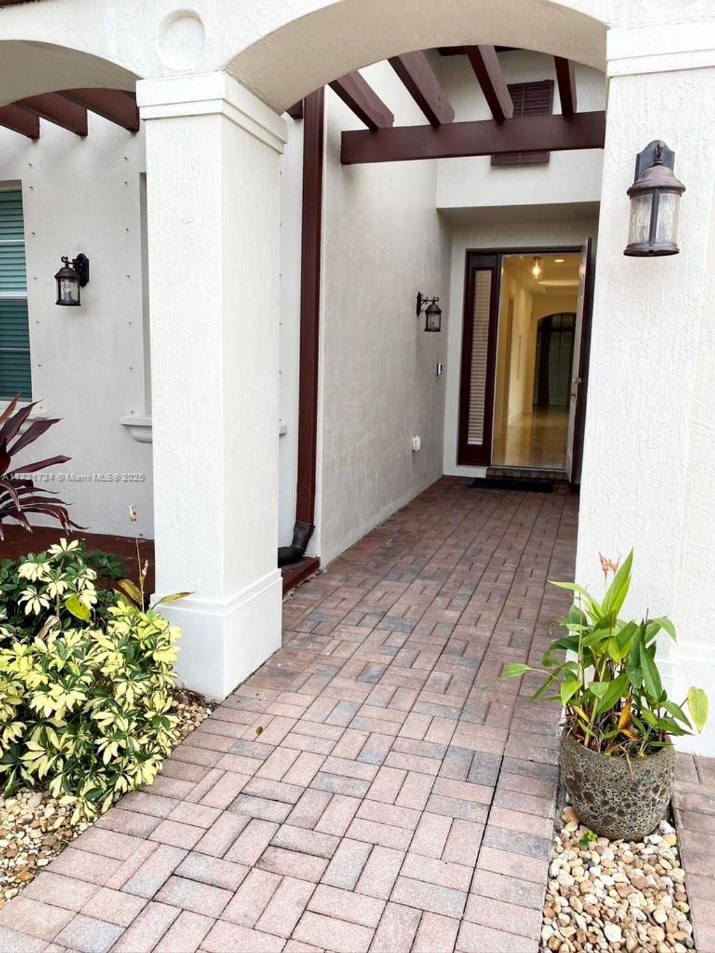 Photo of 12420 NW 81st St, Parkland, FL 33076 (MLS # A11721724)