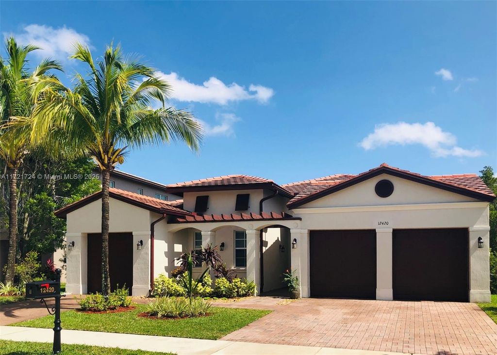 Photo of 12420 NW 81st St, Parkland, FL 33076 (MLS # A11721724)