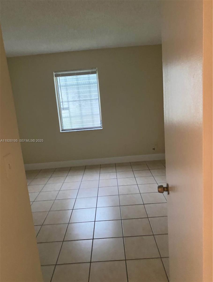 CASA GRANADA CONDO - Residential Lease