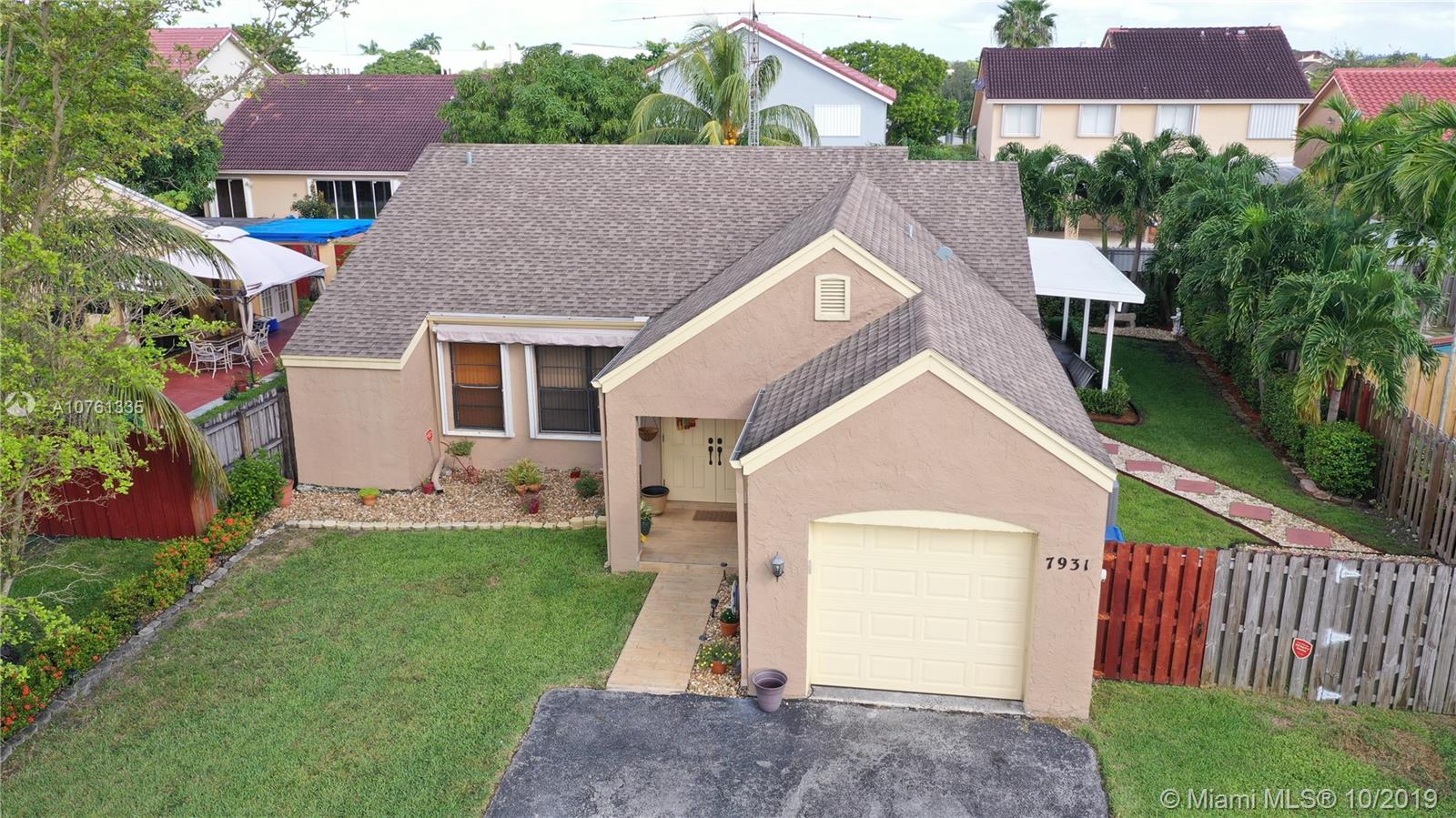 LAKES OF AVALON SEC 3 - Residential