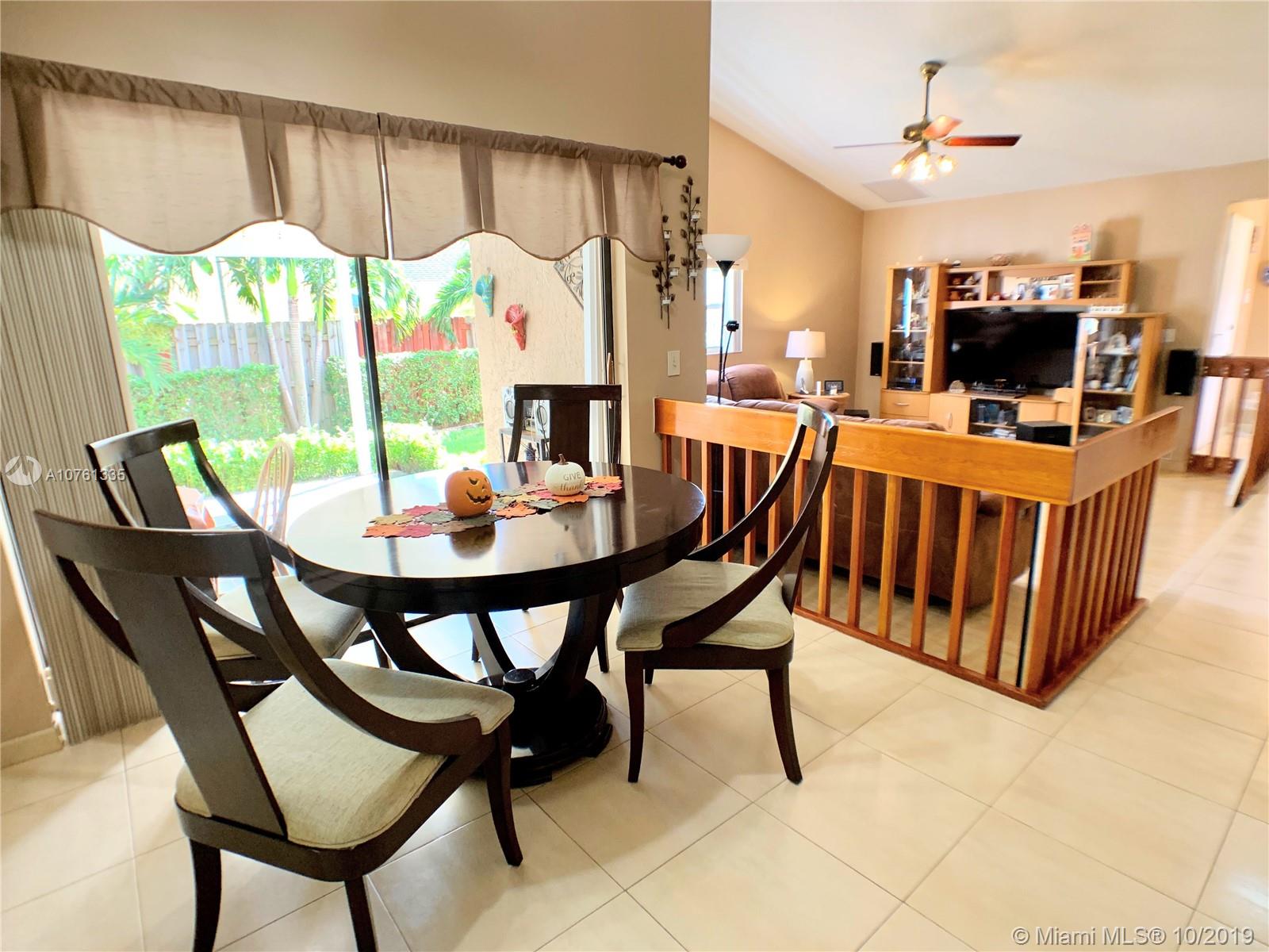 LAKES OF AVALON SEC 3 - Residential