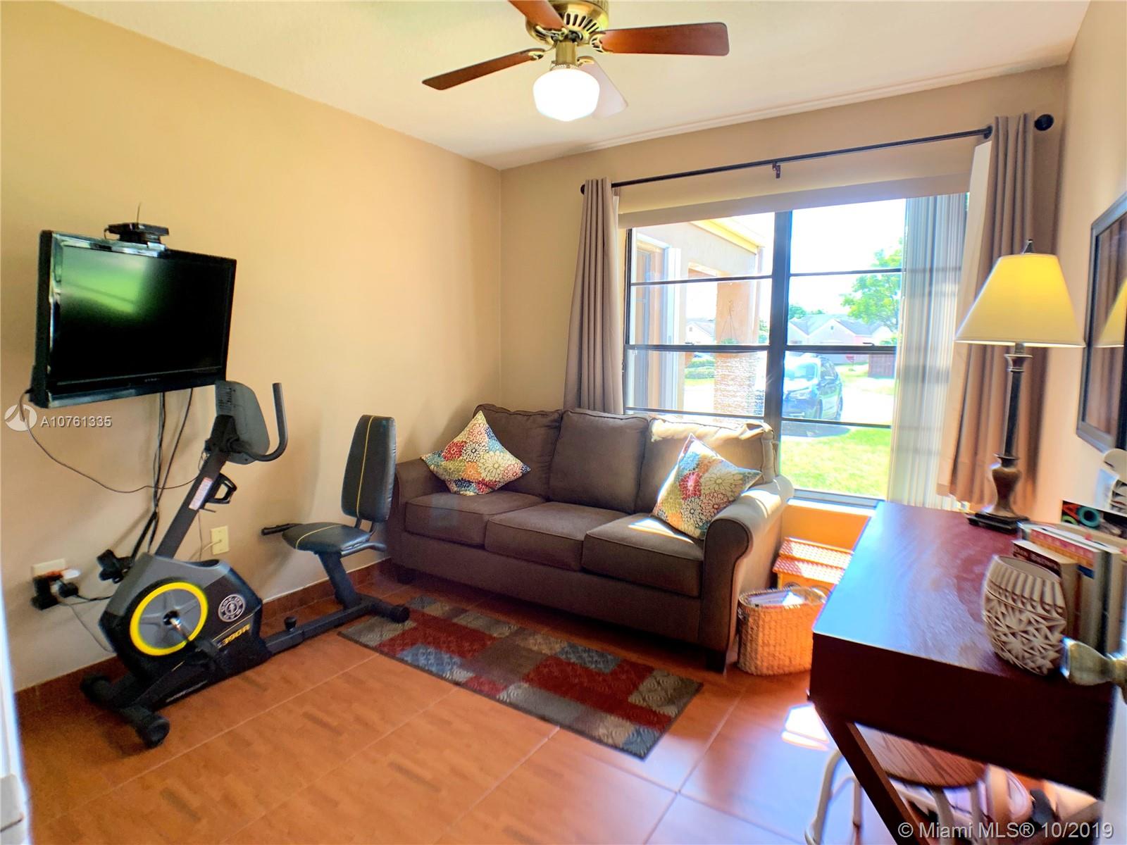 LAKES OF AVALON SEC 3 - Residential