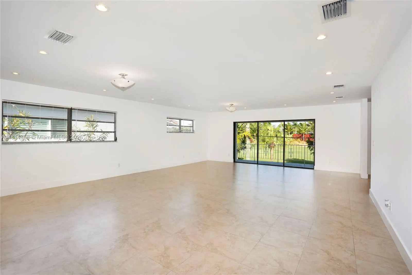 Coral Gables, Florida 33146, United States, 3 Bedrooms Bedrooms, ,2 BathroomsBathrooms,Residential,Active,142668