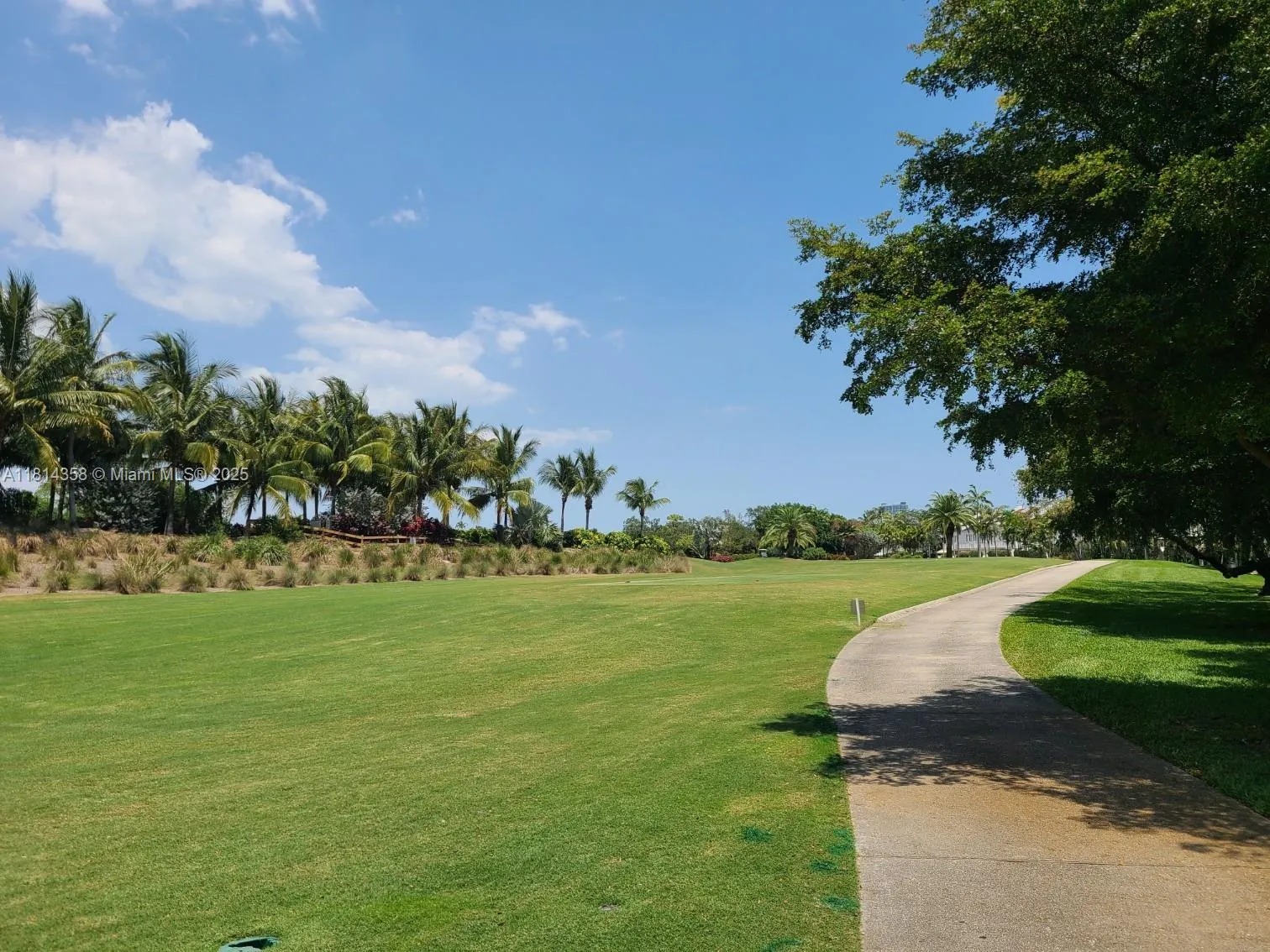 Coral Gables, Florida 33146, United States, 3 Bedrooms Bedrooms, ,2 BathroomsBathrooms,Residential,Active,142668