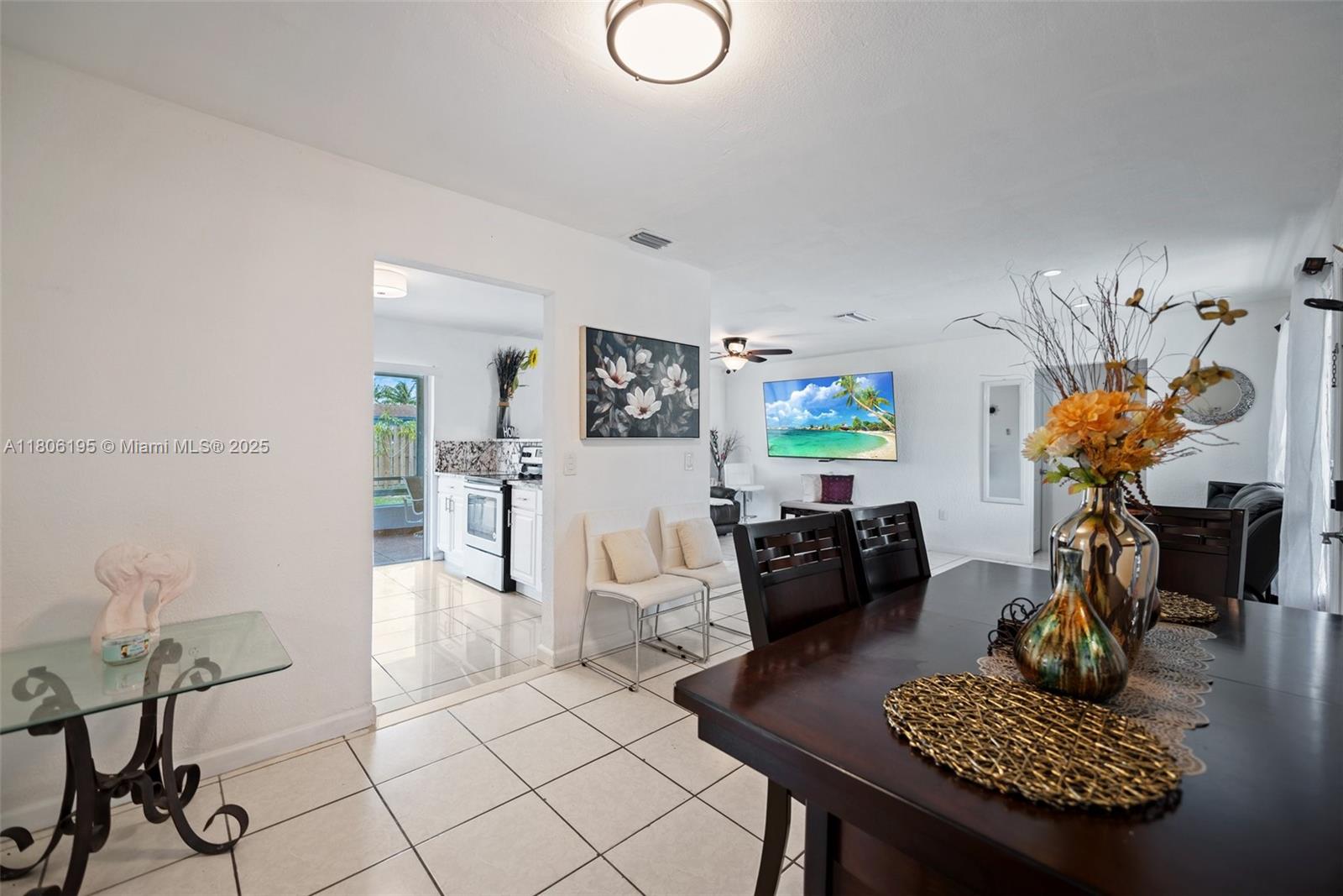 SUNRISE GOLF VILLAGE SEC - Residential