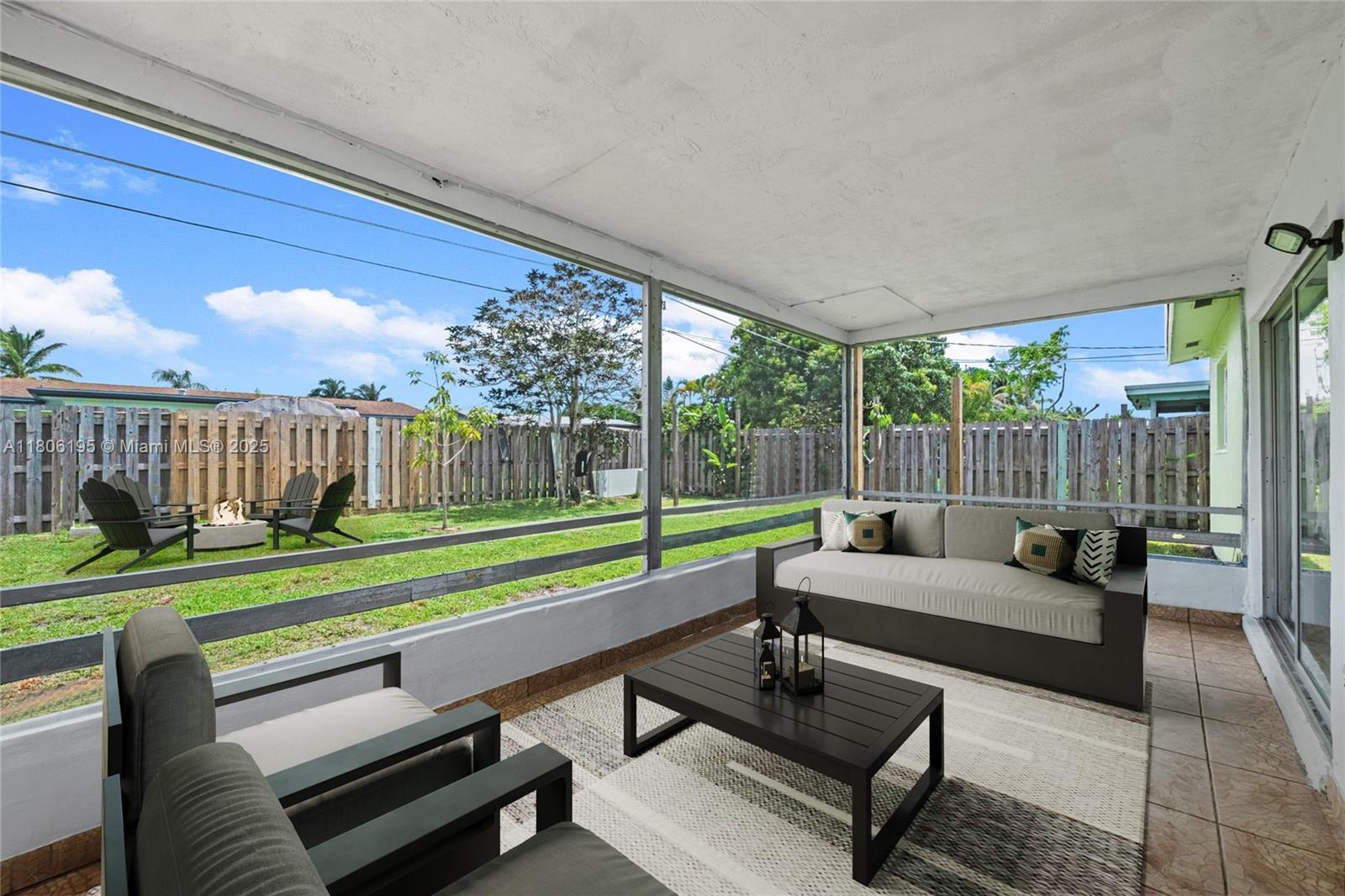 SUNRISE GOLF VILLAGE SEC - Residential