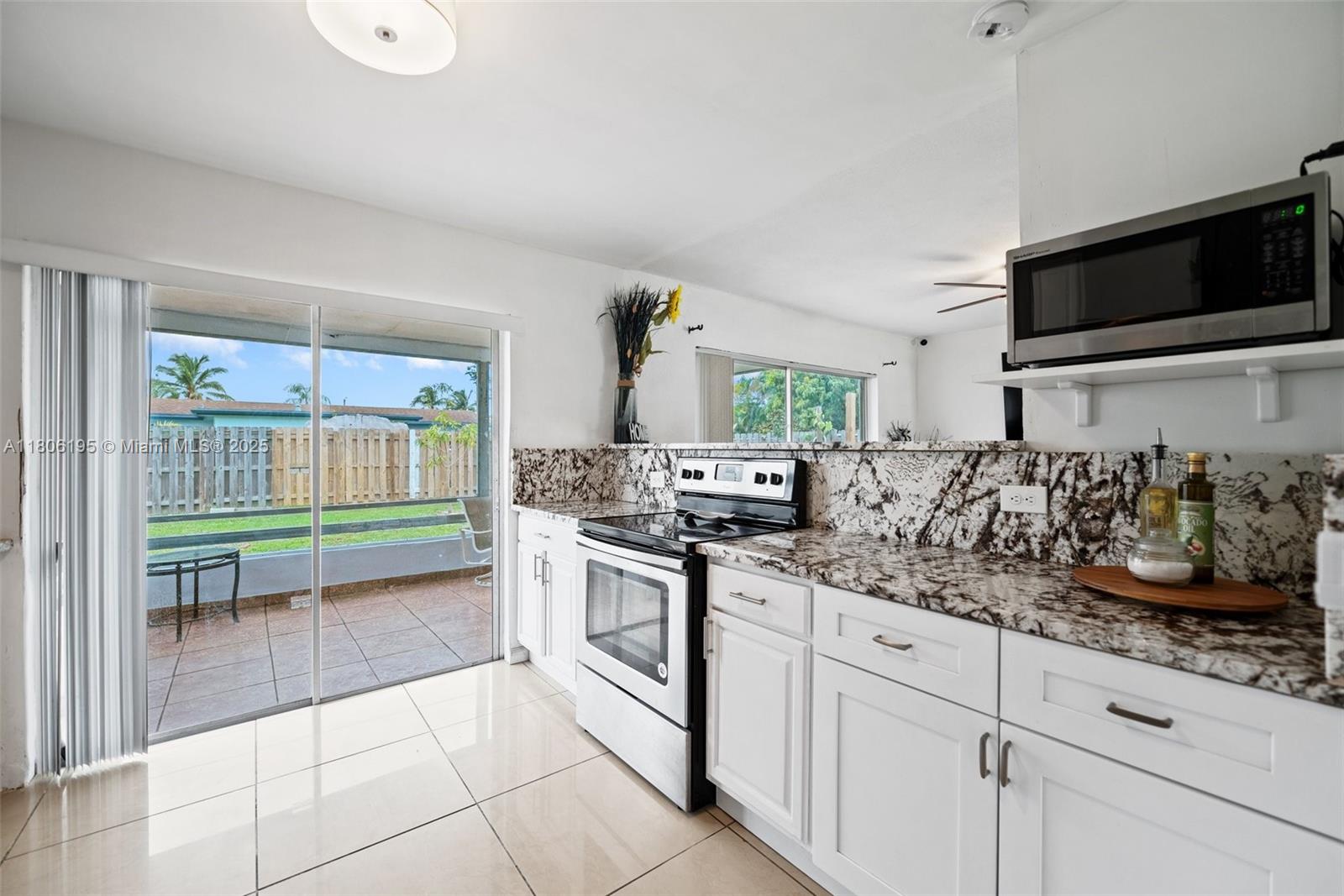 SUNRISE GOLF VILLAGE SEC - Residential