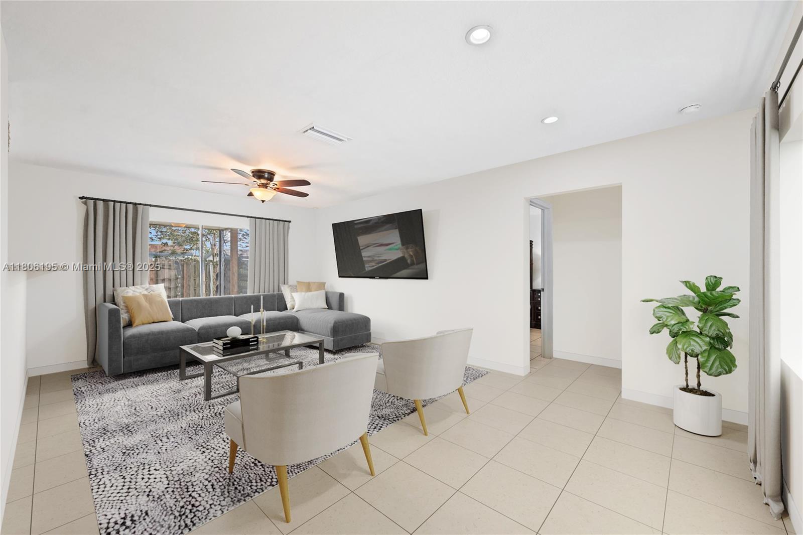 SUNRISE GOLF VILLAGE SEC - Residential