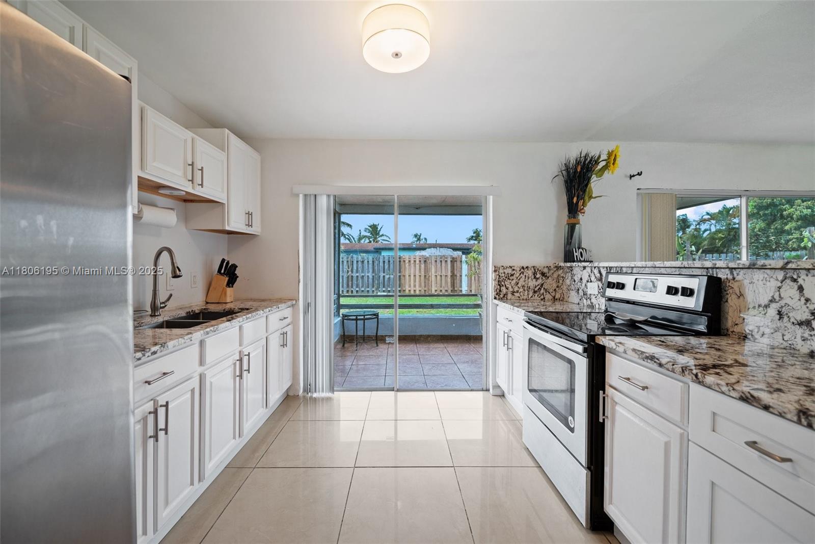 SUNRISE GOLF VILLAGE SEC - Residential