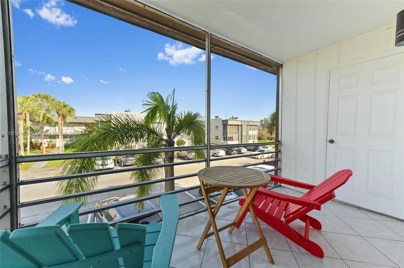 KINGS POINT BURGUNDY COND - Residential