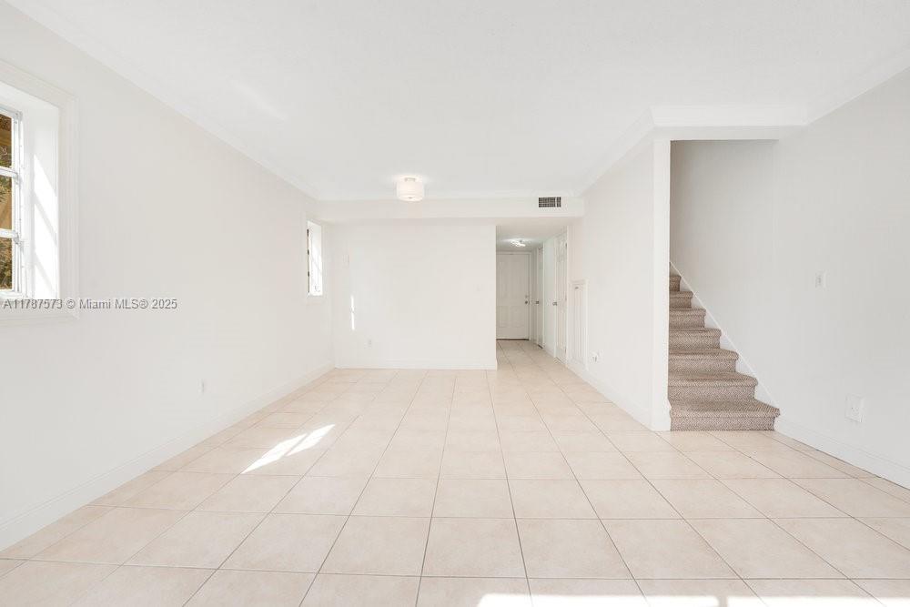 COURTYARDS AT KENDALL CON - Residential
