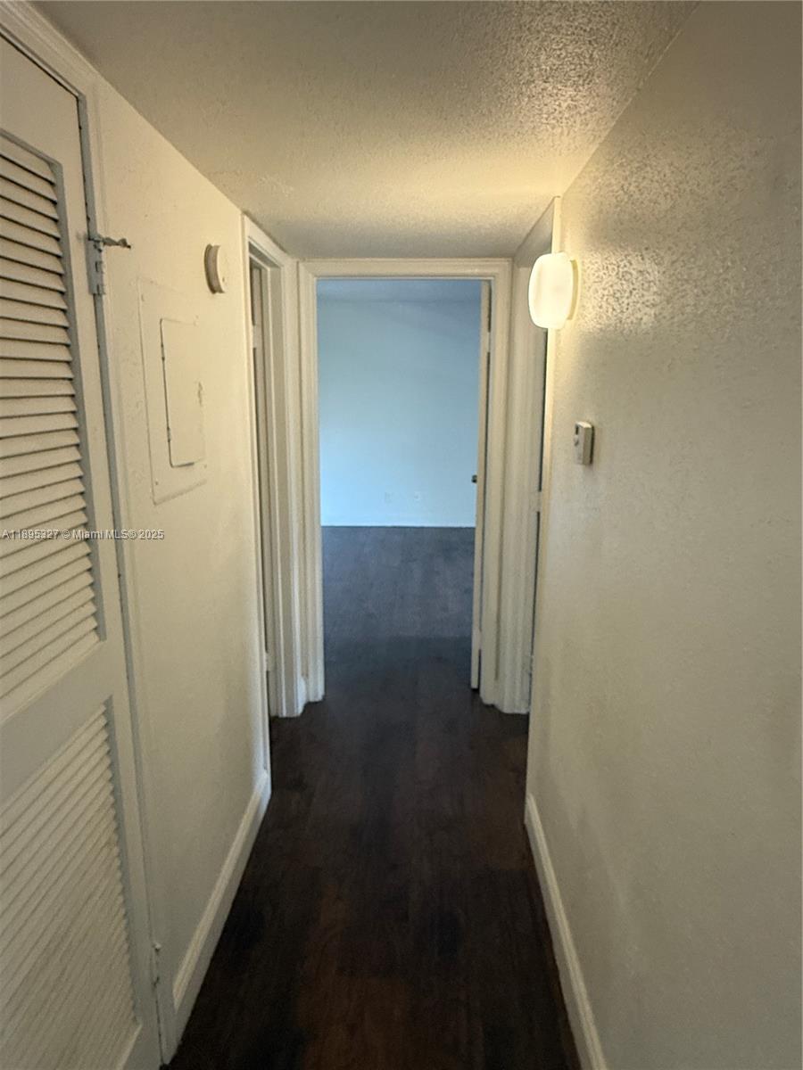 SAVANNAH AT RIVERSIDE CON - Residential