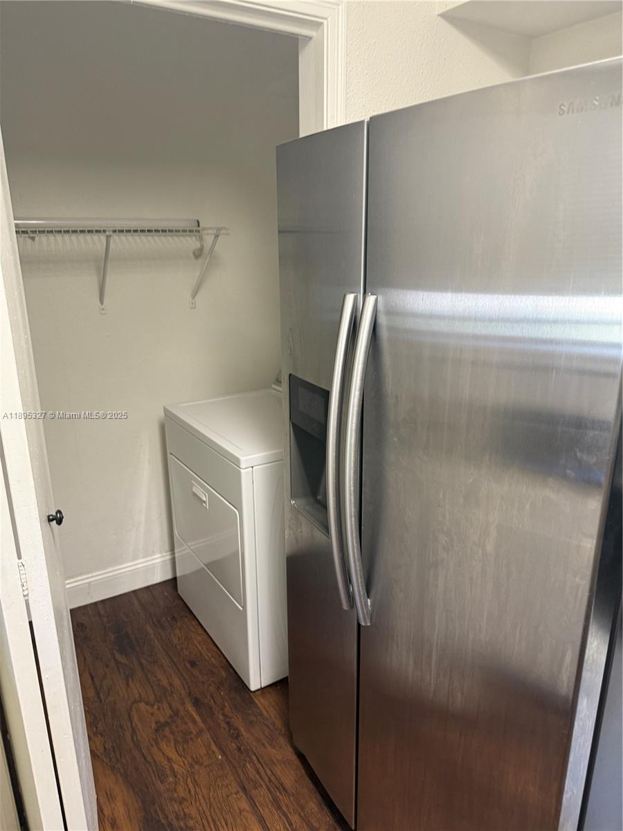 SAVANNAH AT RIVERSIDE CON - Residential