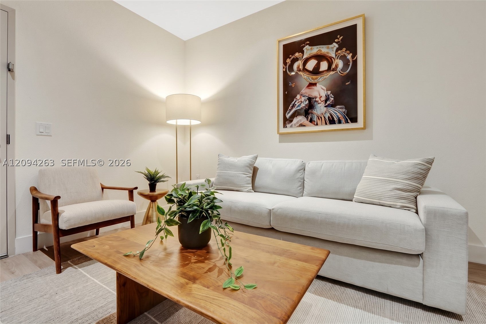 229 SW 9th St 505