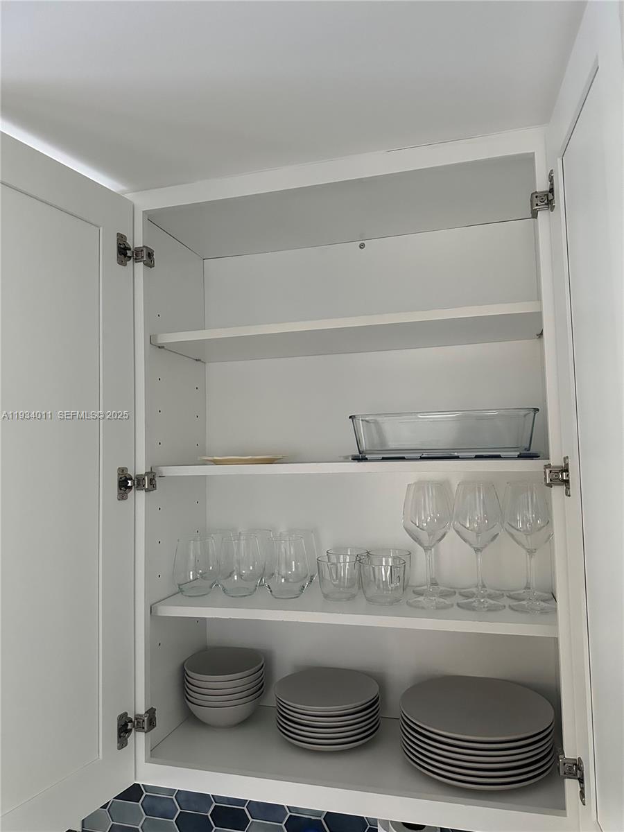 MARCH ESTATES AMEN - Residential