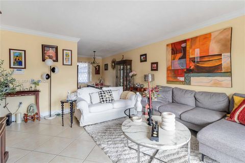 8475 SW 94th St 217E Miami FL 33156