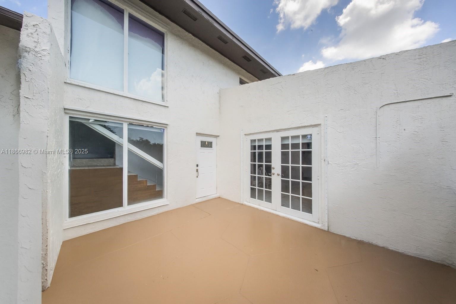 11333 SW 69th Ter