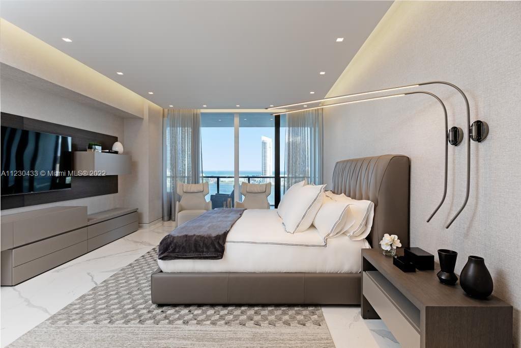PRIVE CONDO - Residential
