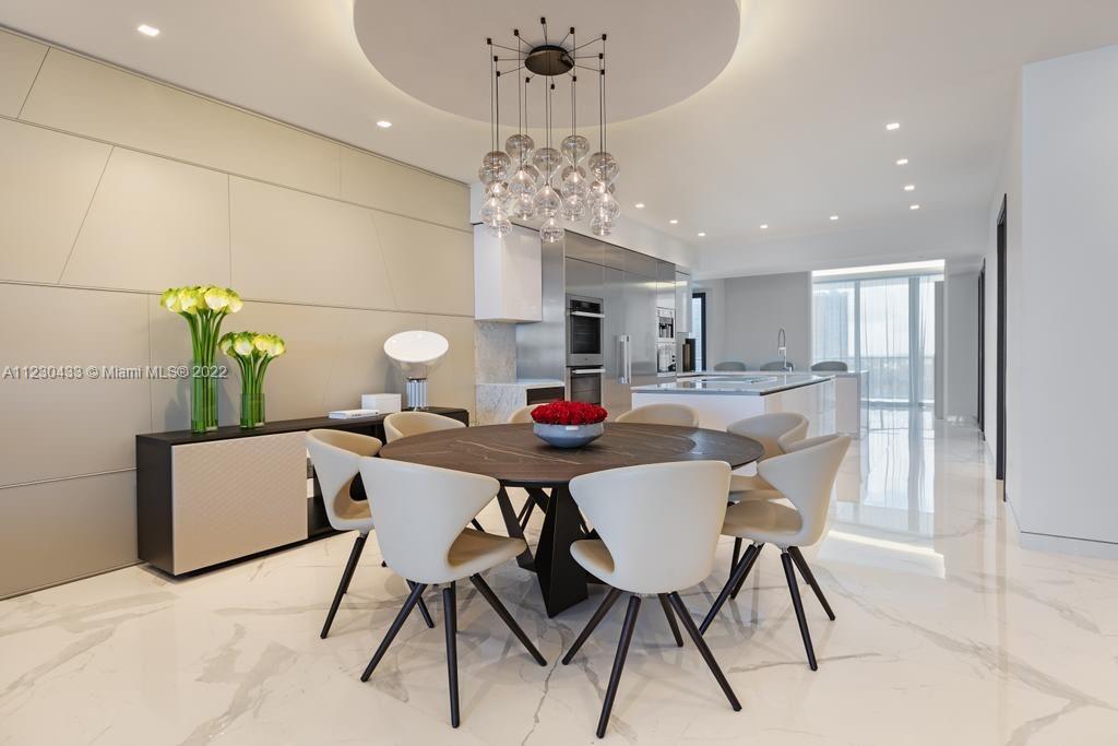 PRIVE CONDO - Residential