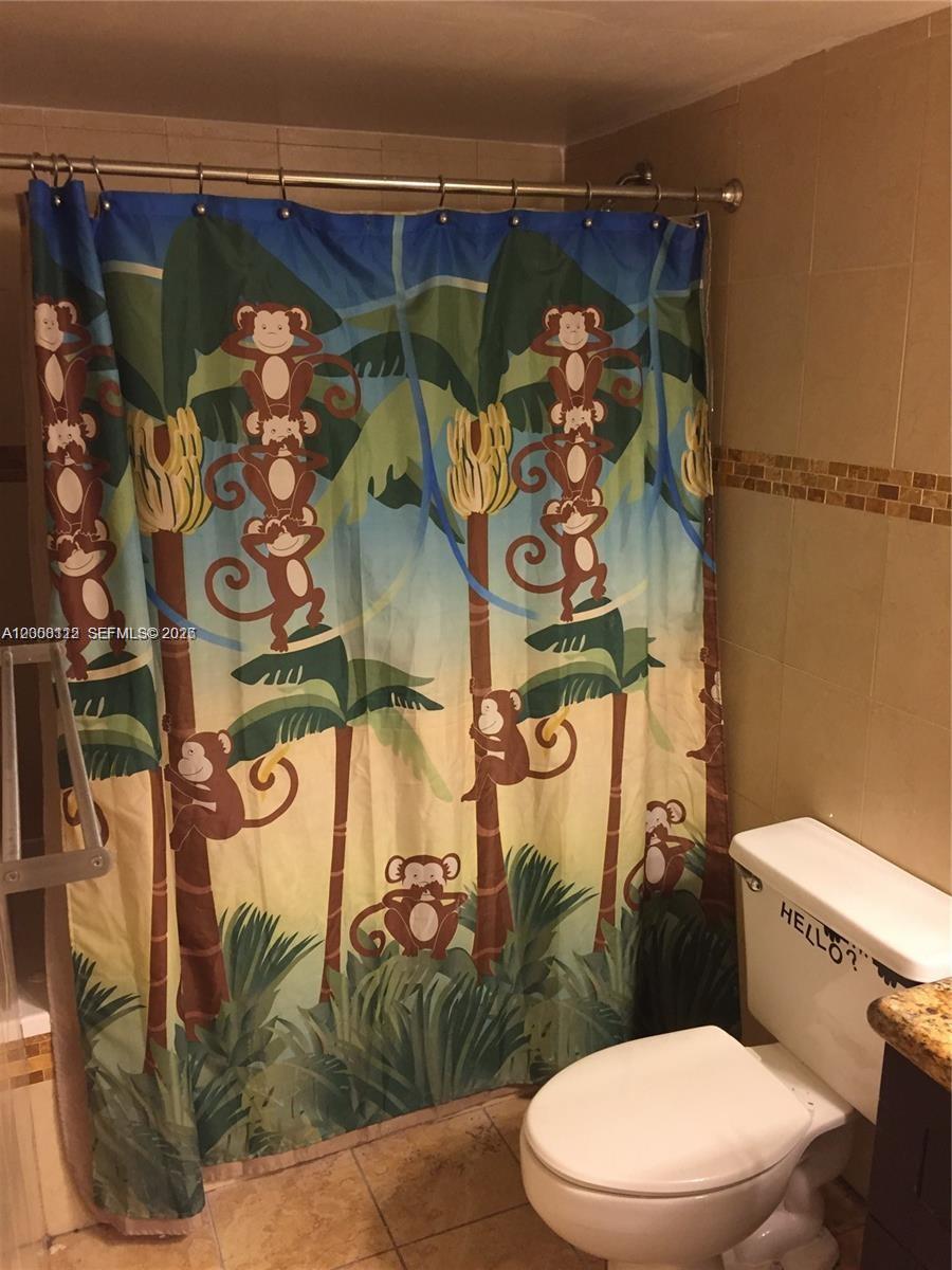 LAS VISTAS AT DORAL CONDO - Residential