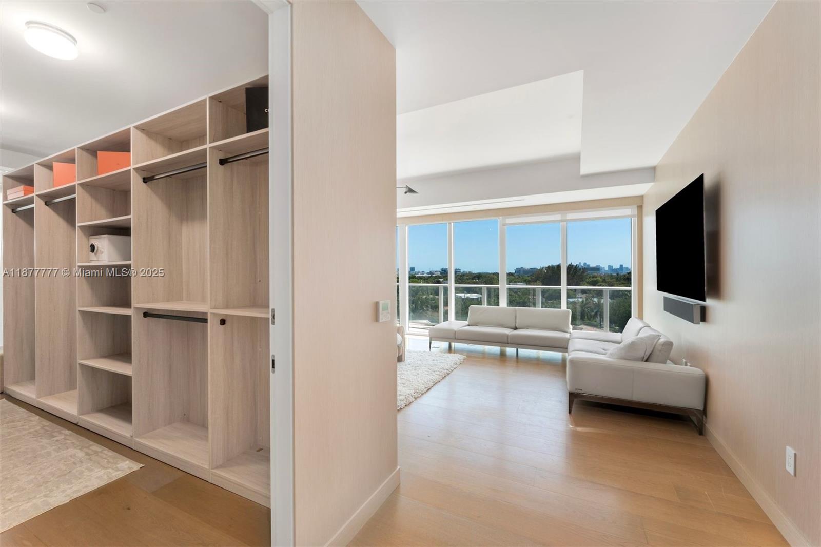 4701 NORTH MERIDIAN CONDO - Residential