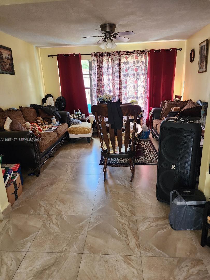 ORIOLE ESTATES SEC 4 - Residential