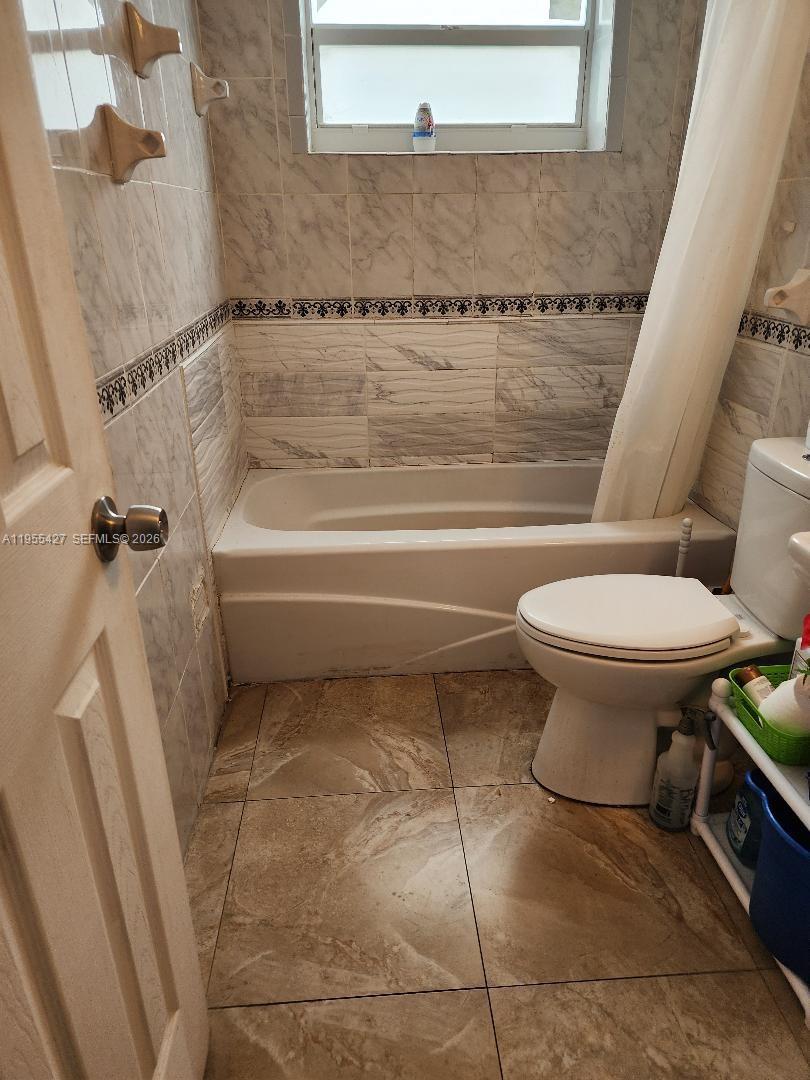 ORIOLE ESTATES SEC 4 - Residential