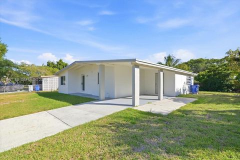 1400 NE 43rd Ct Pompano Beach FL 33064