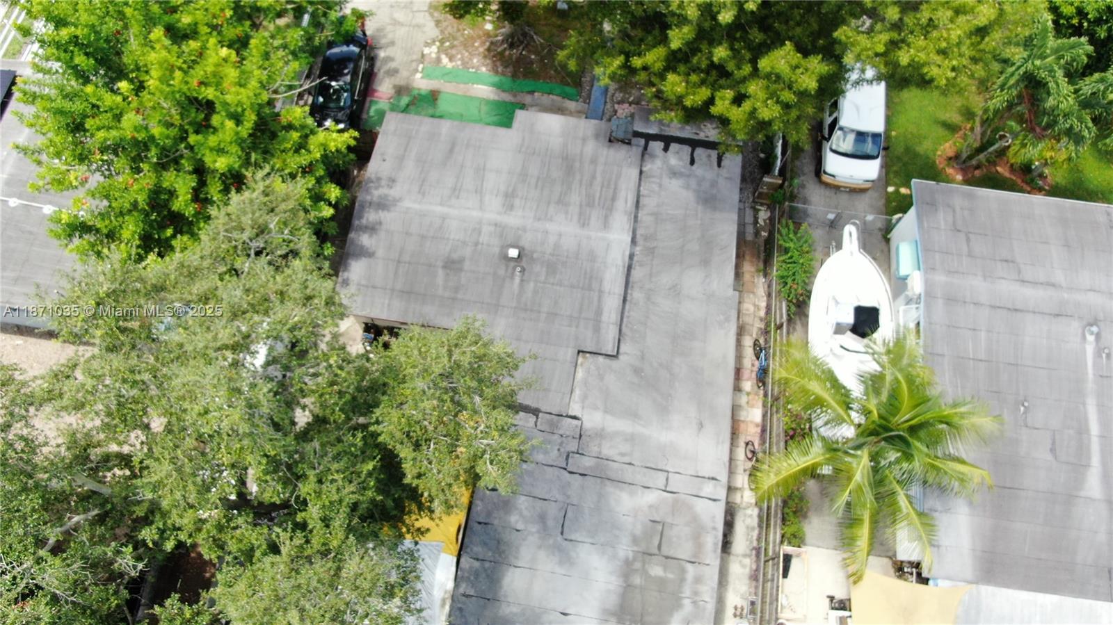 LAKE FOREST SEC ONE - Residential