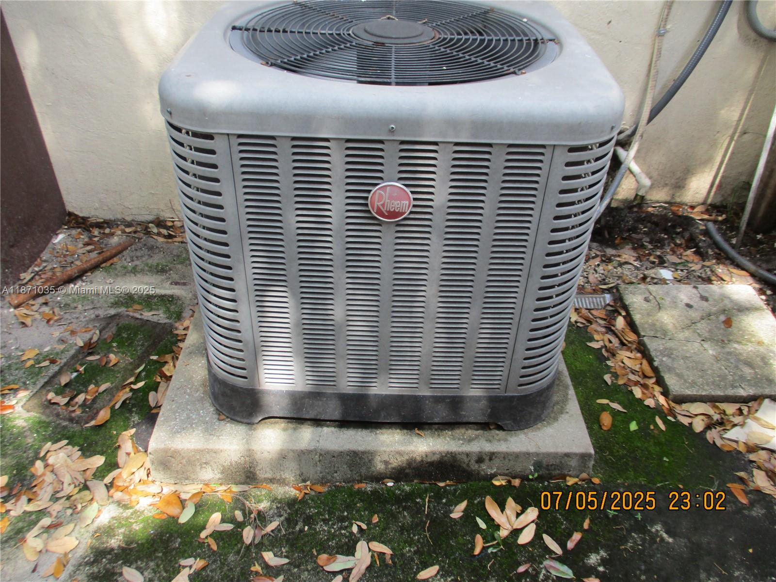 LAKE FOREST SEC ONE - Residential