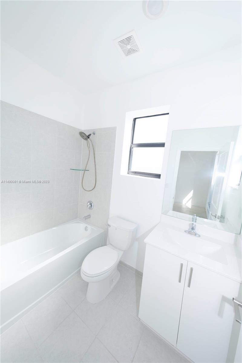 ENCLAVE SOUTH PHASE 2 - Residential