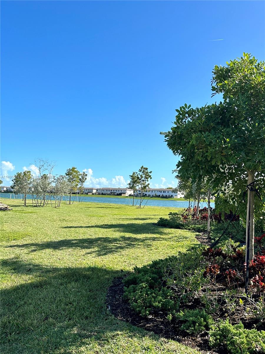 ENCLAVE SOUTH PHASE 2 - Residential