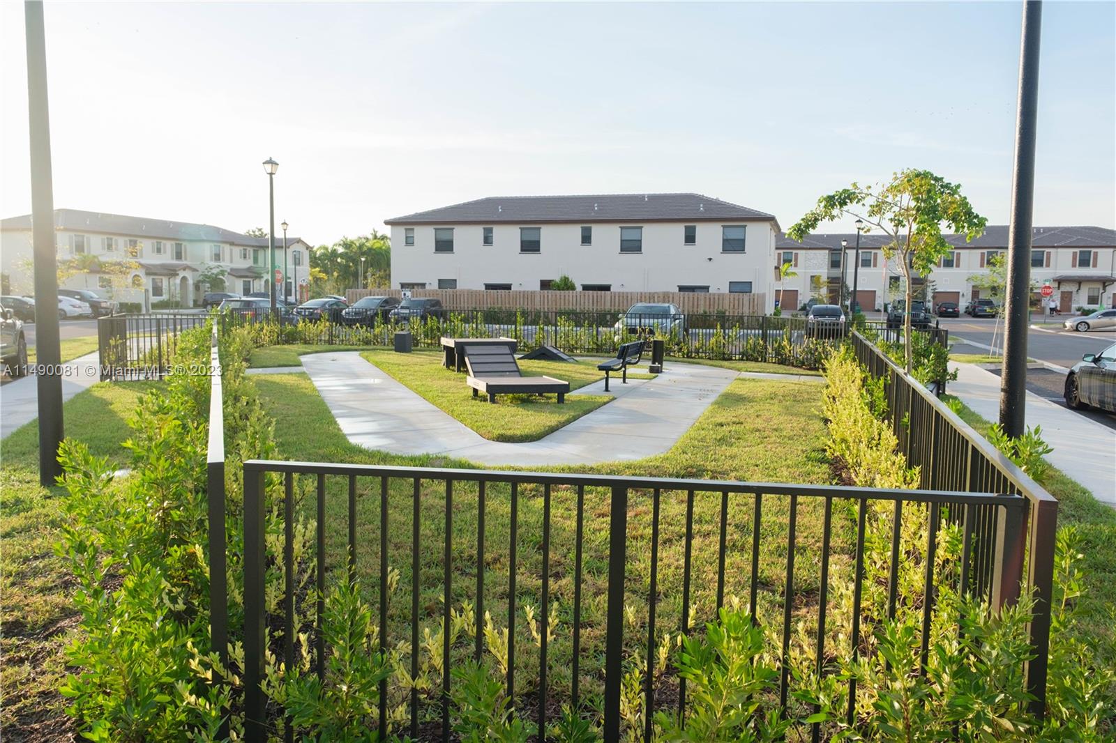 ENCLAVE SOUTH PHASE 2 - Residential