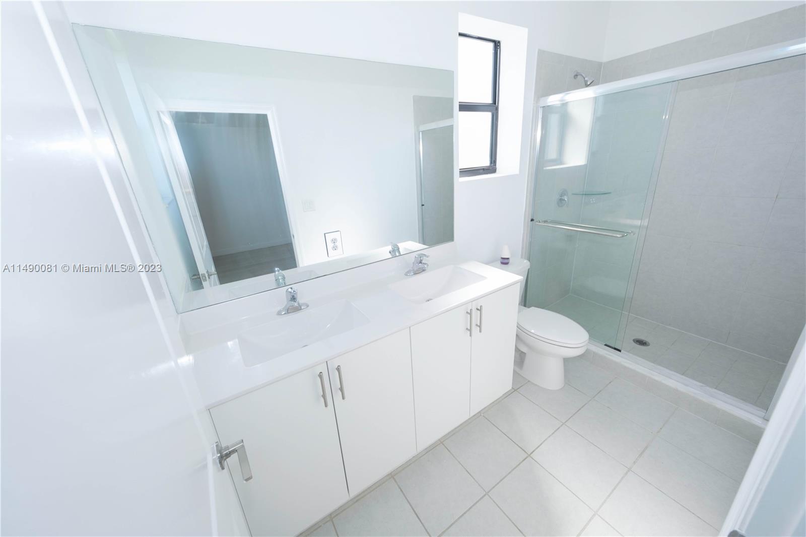 ENCLAVE SOUTH PHASE 2 - Residential