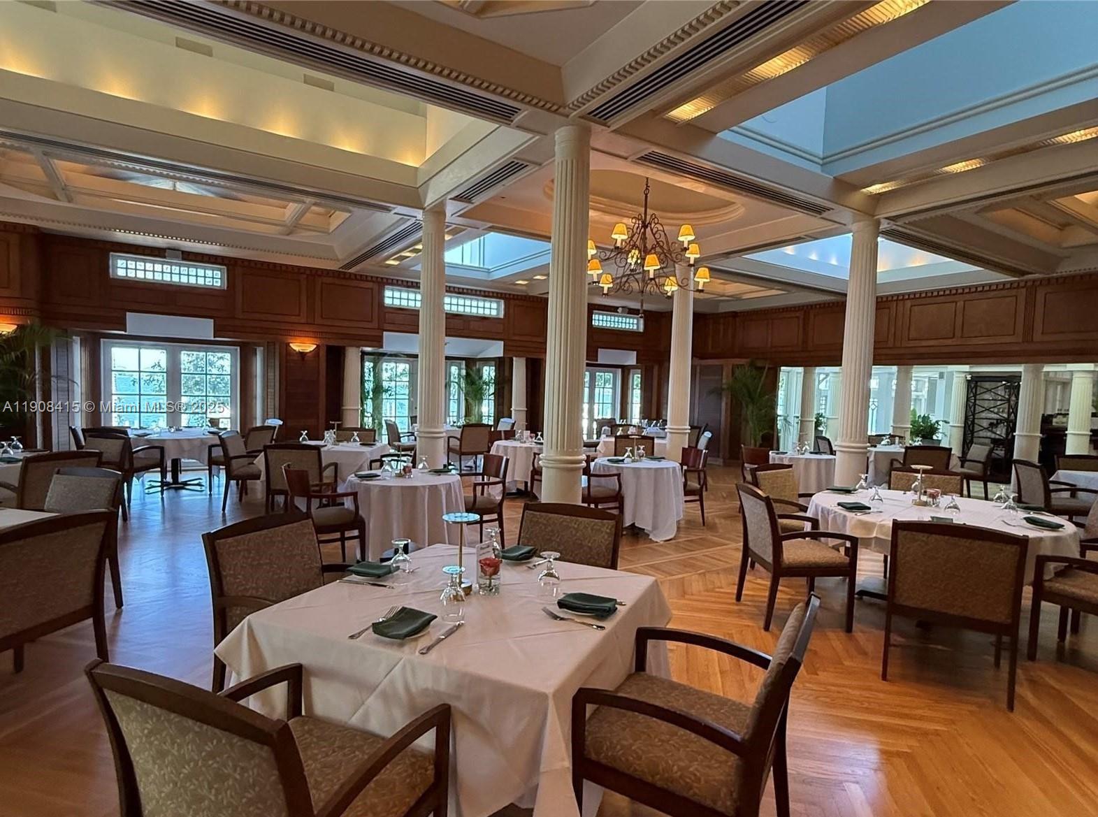 TOWERS OF QUAYSIDE CONDO - Residential