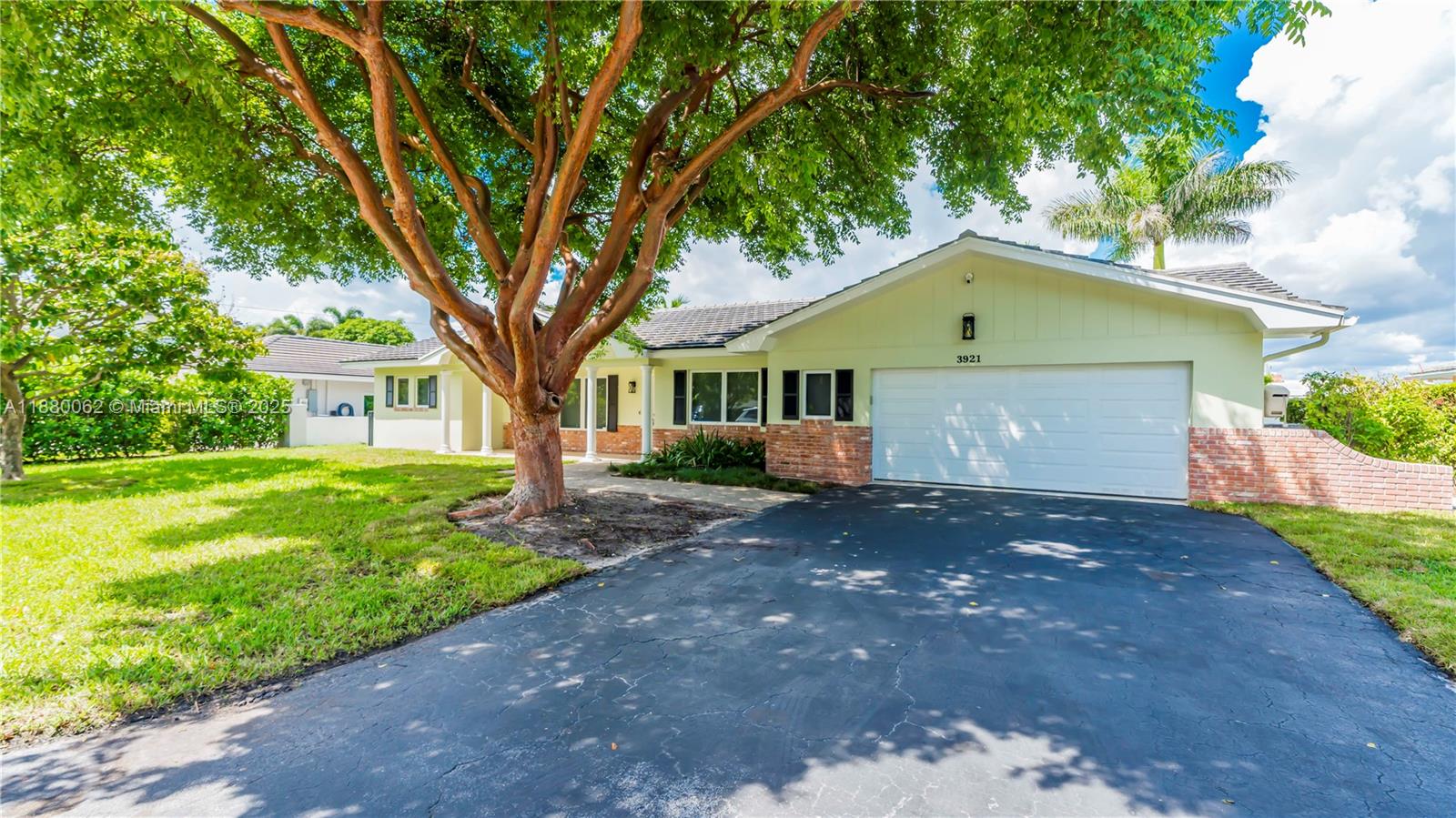 VENETIAN ISLES 2ND SEC - Residential Lease