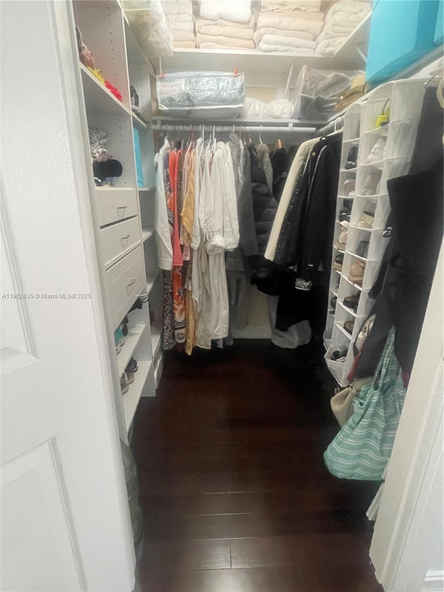 3001 NE 185th St 532