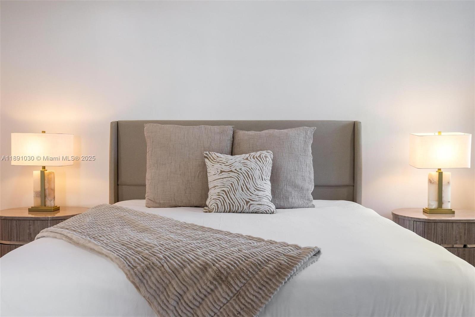 BRICKELLS ESTATES - Residential Lease