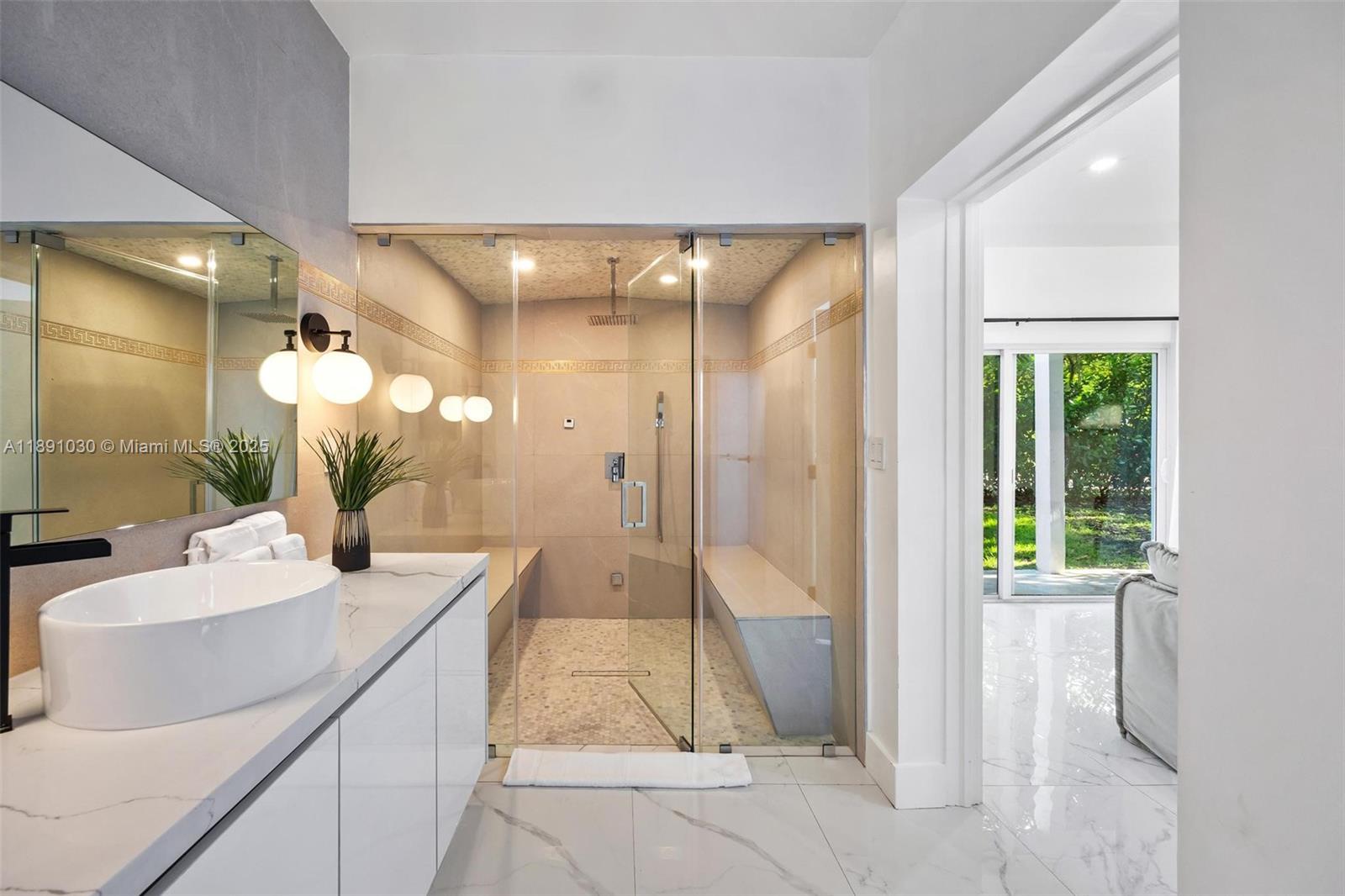 BRICKELLS ESTATES - Residential Lease
