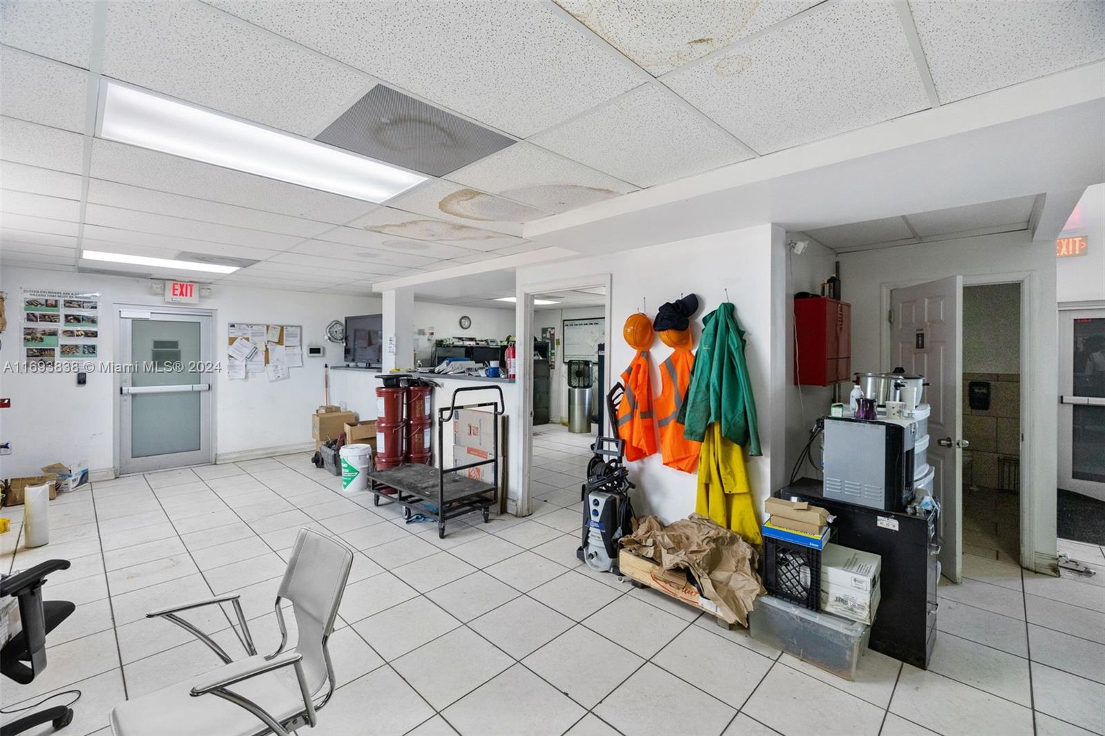 12705 Cairo Ln