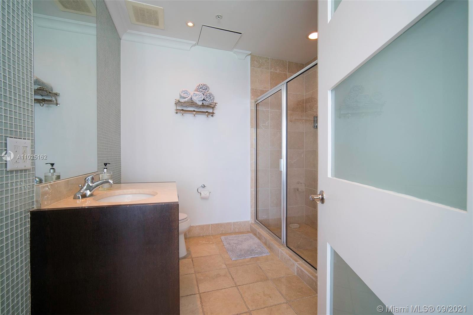 TRUMP ROYALE CONDO - Residential