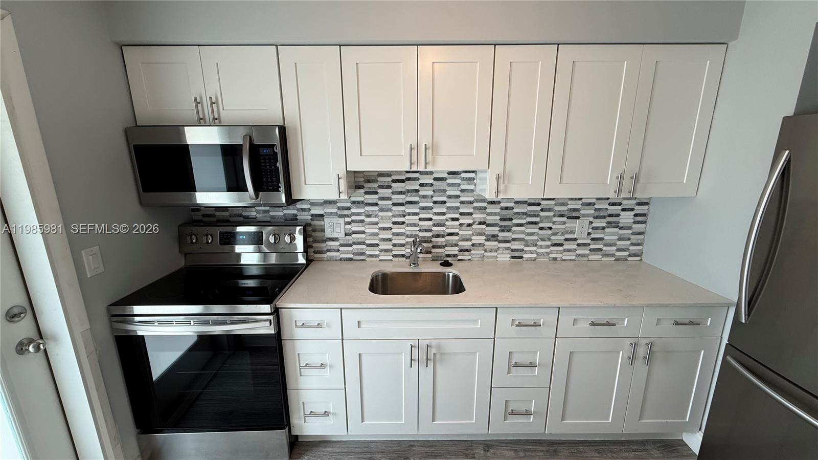 VENETIAN PARK GARDENS CON - Residential Lease