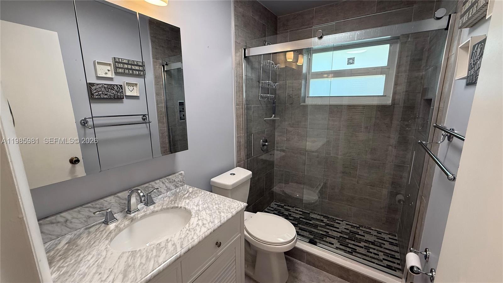 VENETIAN PARK GARDENS CON - Residential Lease