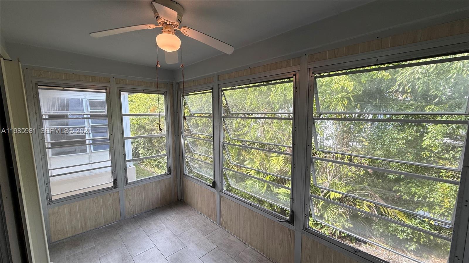 VENETIAN PARK GARDENS CON - Residential Lease