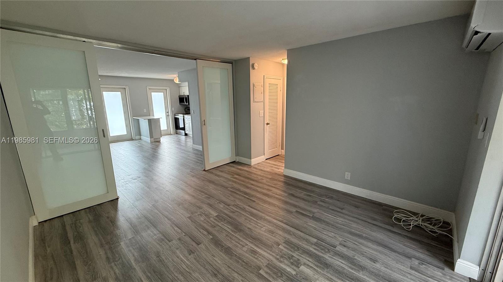 VENETIAN PARK GARDENS CON - Residential Lease