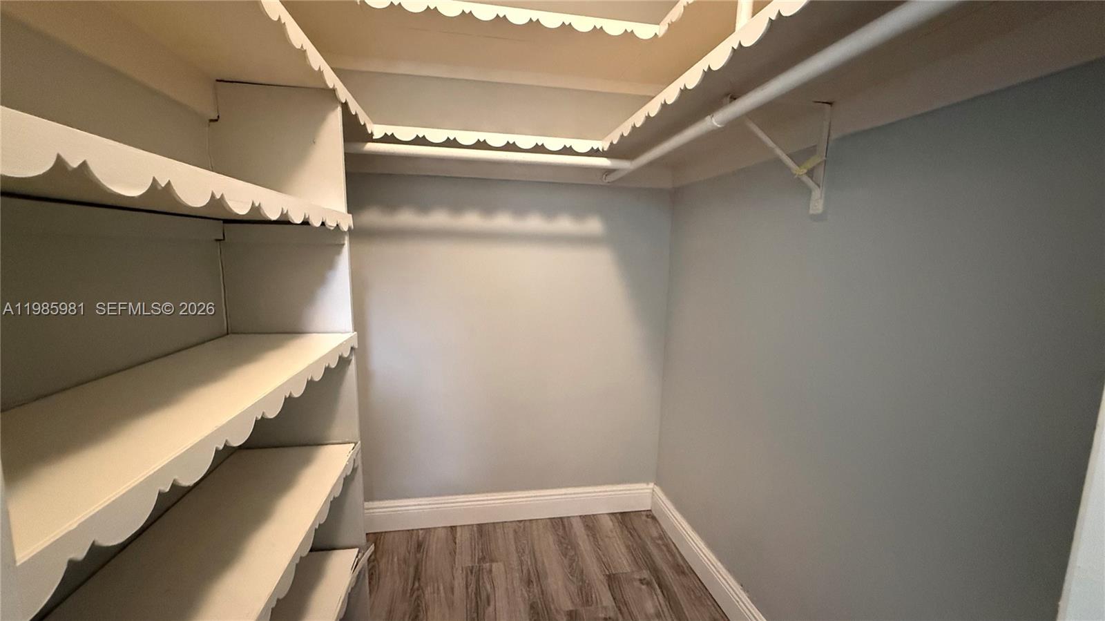 VENETIAN PARK GARDENS CON - Residential Lease