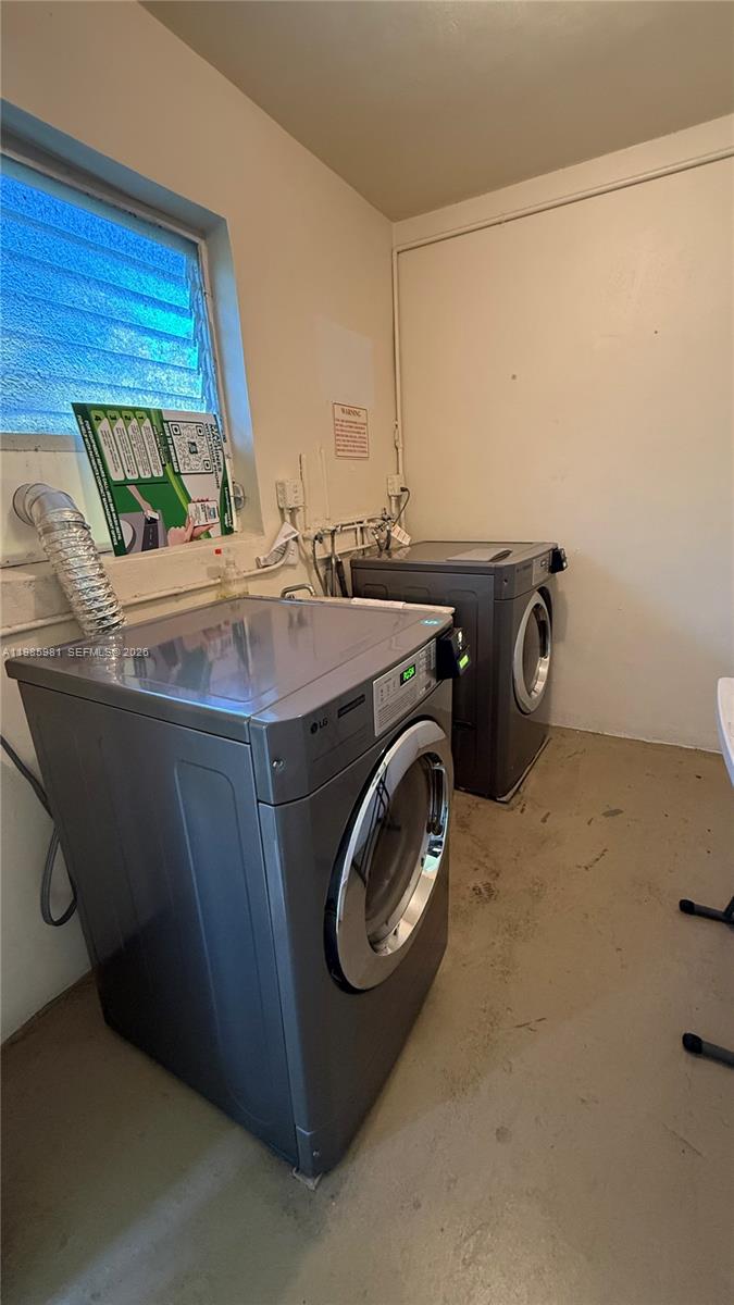 VENETIAN PARK GARDENS CON - Residential Lease