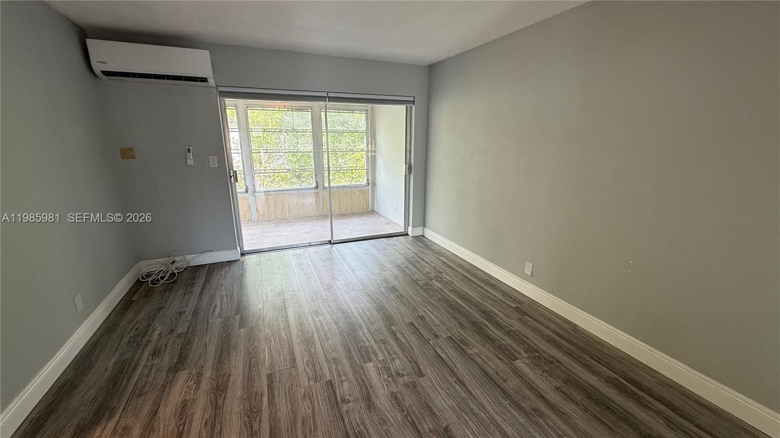 VENETIAN PARK GARDENS CON - Residential Lease