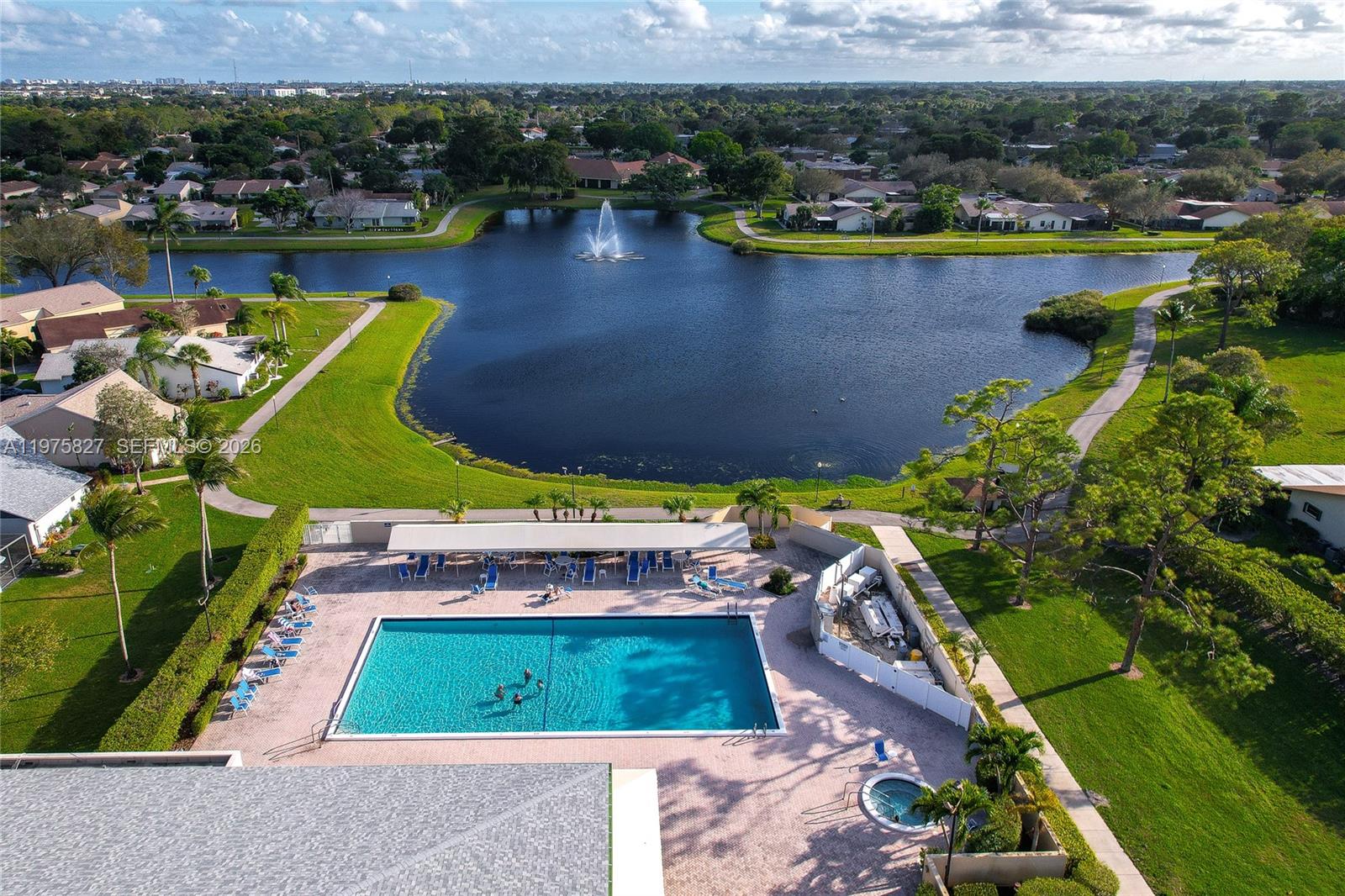 RAINBERRY BAY - Residential